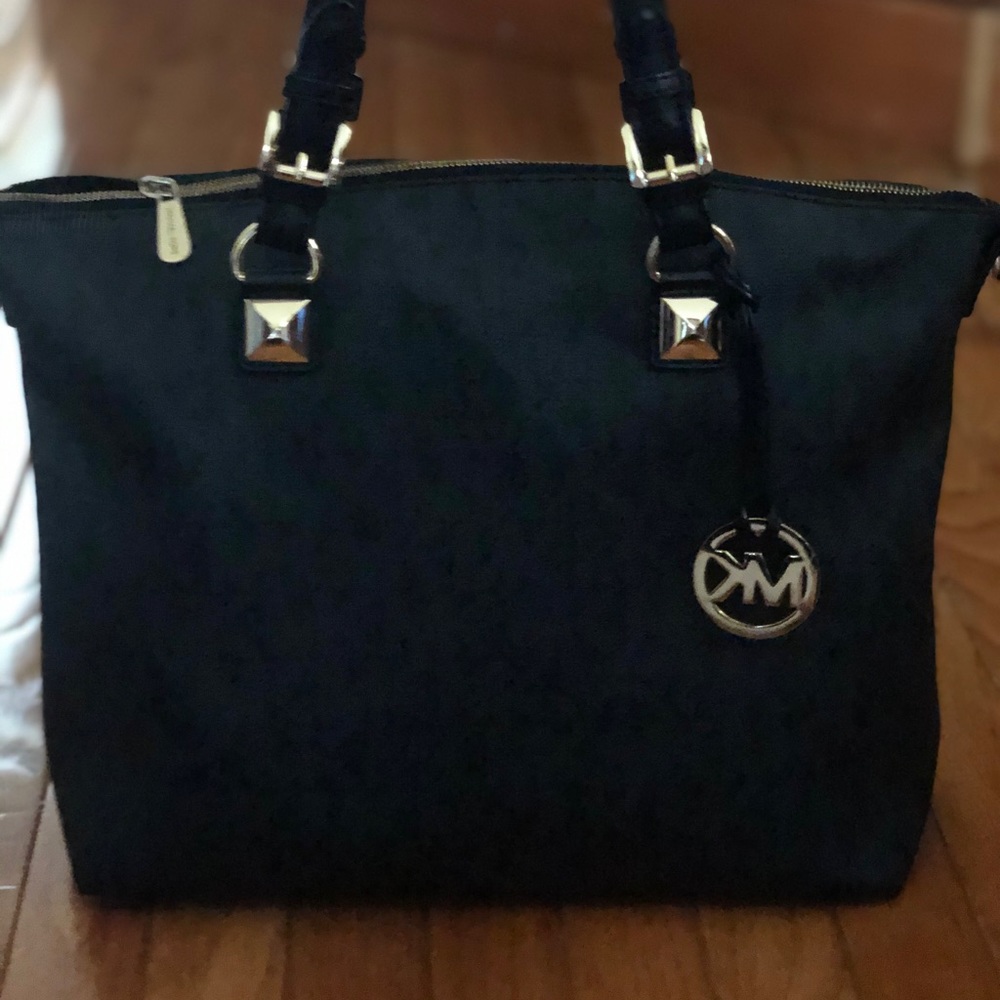 Classic Michael Kors Handbag Authentic